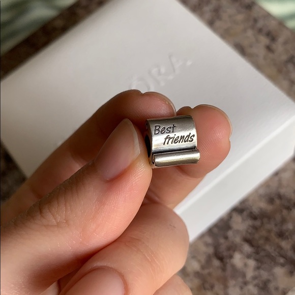 Pandora Best Friend Scroll Charm - Picture 3 of 6